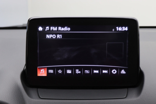 Mazda 2 1.5 Skyactiv-G Style Selected Camera, Airco, Trekhaak, Apple CarPlay, Cruise, 16"