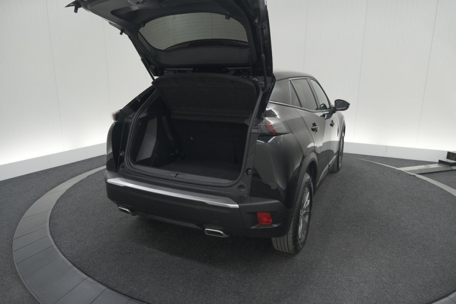 Peugeot 2008 PureTech 130 EAT8 Active Pack | Parkeersensoren | Apple CarPlay | Climate Control | Stoelverwarming