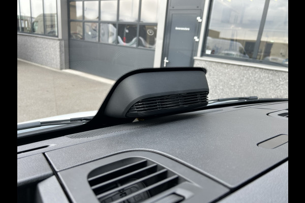 Mercedes-Benz Sprinter 317 CDI L2 H2 Pro Facelift / MBUX / Camera / Geveerde stoel / Cruise control / Airco / 270 Graden achterdeuren
