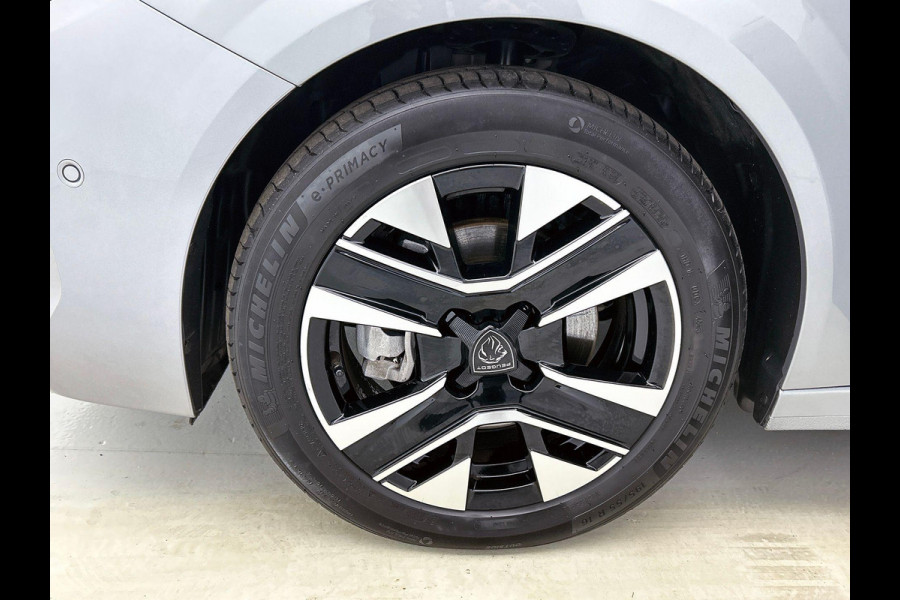 Peugeot 208 1.2 PureTech 100PK Allure 3D-COCKPIT | AD-CRUISE | NAVI & CARPLAY | 2x CAMERA