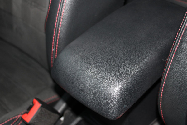 Ford EcoSport 1.0 EcoBoost ST-Line | Trekhaak | Camera | Navigatie | BLIS | B&O Sound | Winterpakket | Climate Control | Cruise Control