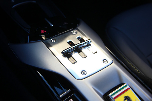 Ferrari 12Cilindri 6.5 V12 | Grigio Alloy | Full Carbon | Lift | 360