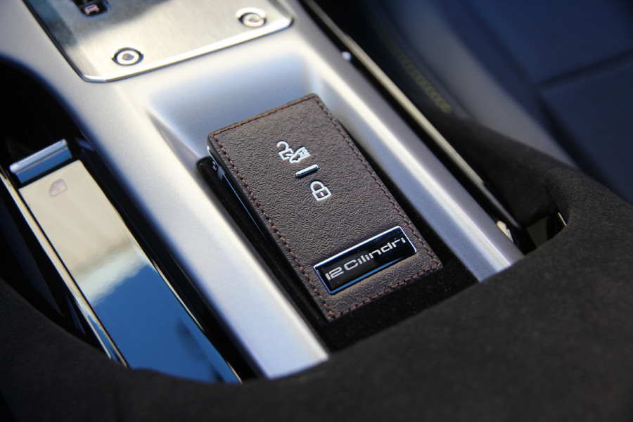 Ferrari 12Cilindri 6.5 V12 | Grigio Alloy | Full Carbon | Lift | 360