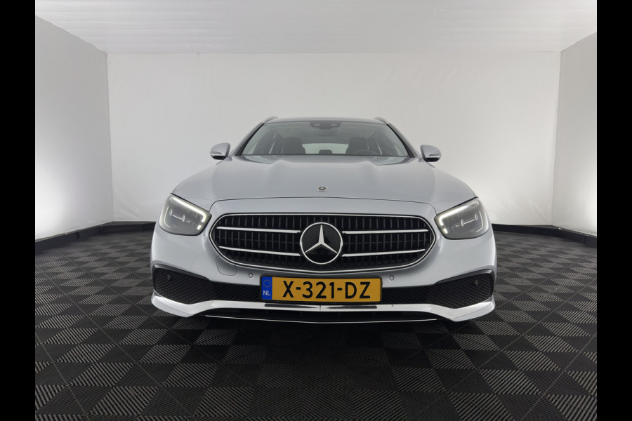 Mercedes-Benz E-Klasse Estate 300 de Luxury Line ( Plug-in ) (INCL-BTW) Aut. *LEATHER | FULL-LED | WIDESCREEN-COCKPIT | BLIND-SPOT | AMBIENT-LIGHT | HEATED-SPORTSEATS | CAMERA | DAB+ | NAVI-FULLMAP | PDC | ADAPTIVE-CRUISE | ECC | 18''ALU*