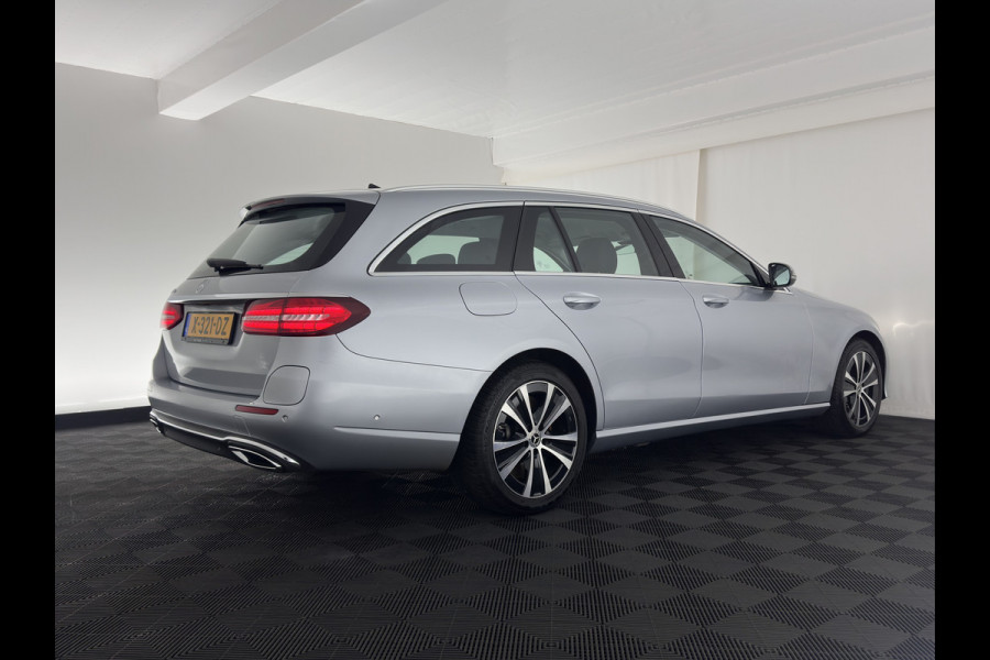 Mercedes-Benz E-Klasse Estate 300 de Luxury Line ( Plug-in ) (INCL-BTW) Aut. *LEATHER | FULL-LED | WIDESCREEN-COCKPIT | BLIND-SPOT | AMBIENT-LIGHT | HEATED-SPORTSEATS | CAMERA | DAB+ | NAVI-FULLMAP | PDC | ADAPTIVE-CRUISE | ECC | 18''ALU*