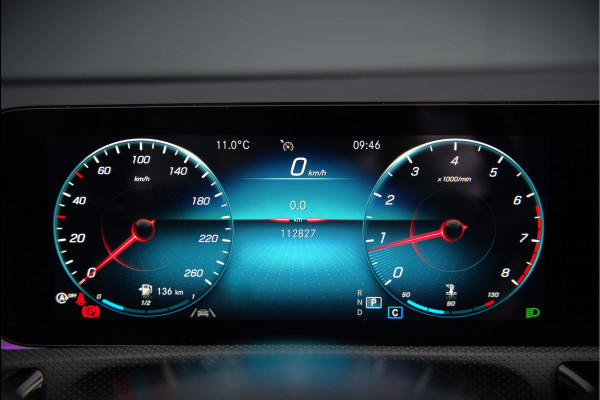 Mercedes-Benz CLA-Klasse 200 Business Solution AMG | Panoramadak | Stoelverwarming | Keyless | Memory Seats | Cruise Control | Ambiance verlichting | Camera | Parkeersensoren |