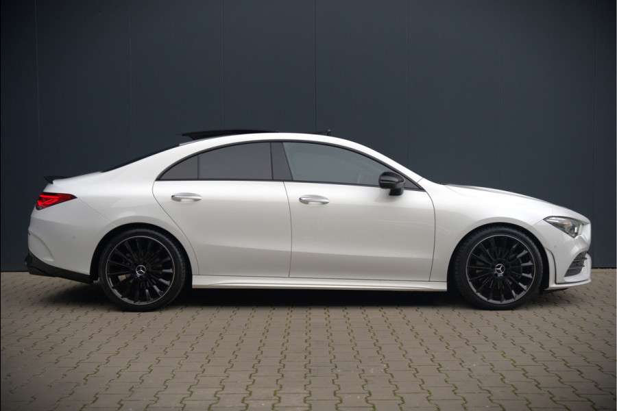 Mercedes-Benz CLA-Klasse 200 Business Solution AMG | Panoramadak | Stoelverwarming | Keyless | Memory Seats | Cruise Control | Ambiance verlichting | Camera | Parkeersensoren |