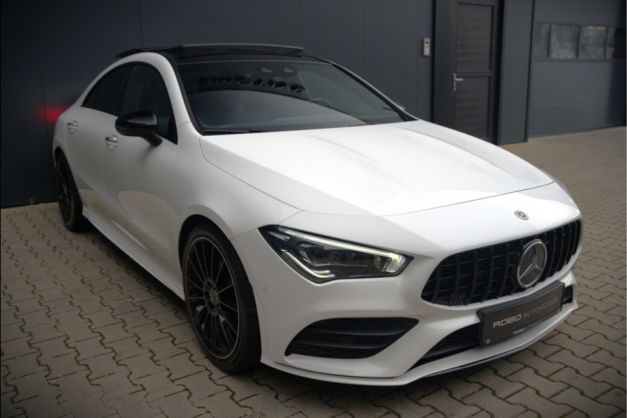 Mercedes-Benz CLA-Klasse 200 Business Solution AMG | Panoramadak | Stoelverwarming | Keyless | Memory Seats | Cruise Control | Ambiance verlichting | Camera | Parkeersensoren |