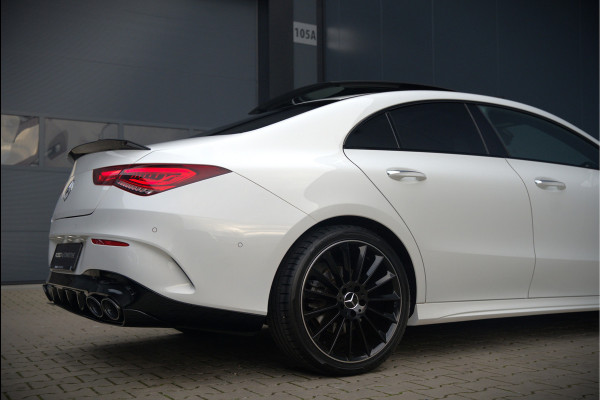 Mercedes-Benz CLA-Klasse 200 Business Solution AMG | Panoramadak | Stoelverwarming | Keyless | Memory Seats | Cruise Control | Ambiance verlichting | Camera | Parkeersensoren |