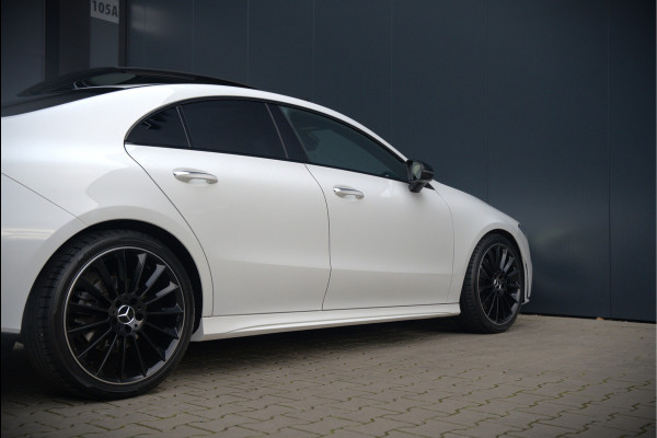 Mercedes-Benz CLA-Klasse 200 Business Solution AMG | Panoramadak | Stoelverwarming | Keyless | Memory Seats | Cruise Control | Ambiance verlichting | Camera | Parkeersensoren |