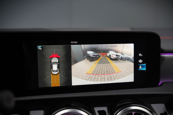 Mercedes-Benz CLA-Klasse 200 Business Solution AMG | Panoramadak | Stoelverwarming | Keyless | Memory Seats | Cruise Control | Ambiance verlichting | Camera | Parkeersensoren |