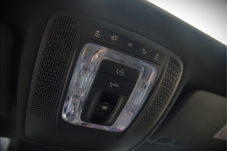 Mercedes-Benz CLA-Klasse 200 Business Solution AMG | Panoramadak | Stoelverwarming | Keyless | Memory Seats | Cruise Control | Ambiance verlichting | Camera | Parkeersensoren |