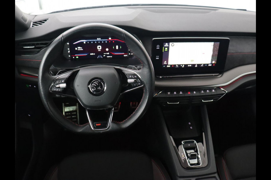 Škoda Octavia 2.0 TSI RS | 245pk | Trekhaak | Stoelverwarming | Adaptive cruise | Camera | Sfeerverlichting | Navigatie | Canton Sound | Sportstoelen | Virtual Cockpit | Full LED