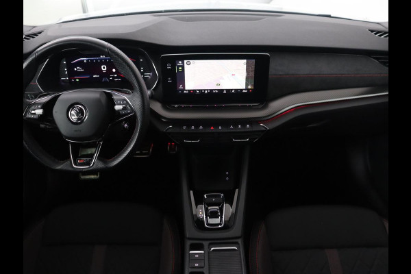 Škoda Octavia 2.0 TSI RS | 245pk | Trekhaak | Stoelverwarming | Adaptive cruise | Camera | Sfeerverlichting | Navigatie | Canton Sound | Sportstoelen | Virtual Cockpit | Full LED