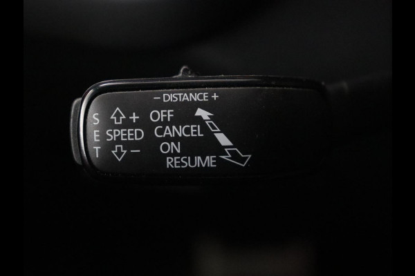 Škoda Octavia 2.0 TSI RS | 245pk | Trekhaak | Stoelverwarming | Adaptive cruise | Camera | Sfeerverlichting | Navigatie | Canton Sound | Sportstoelen | Virtual Cockpit | Full LED