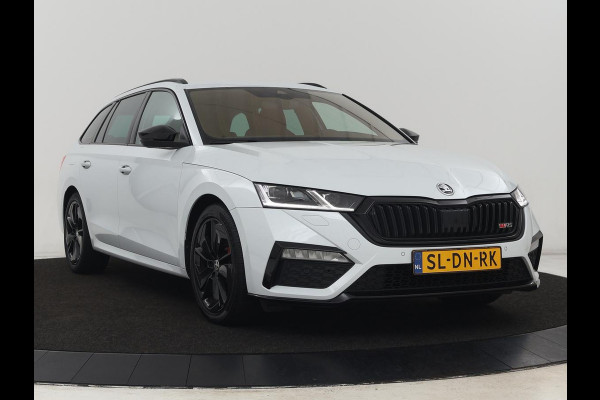 Škoda Octavia 2.0 TSI RS | 245pk | Trekhaak | Stoelverwarming | Adaptive cruise | Camera | Sfeerverlichting | Navigatie | Canton Sound | Sportstoelen | Virtual Cockpit | Full LED