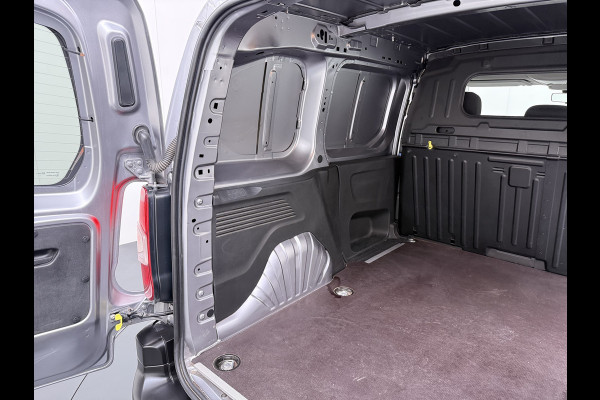 Peugeot Partner T 111PK BENZINE 3-Peroons Apple Carplay Android Auto Navi Airco Cruise Control Pdc DAB Regen-Lichtsensor Premium Euro 6 Betonplex Vloer Schuifdeur Achterdeuren Geen Gezeur met Millieuzones! Zeer compleet! Marge auto, dus er komt GEEN BTW bij !