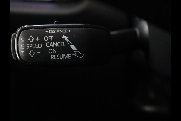 Škoda ENYAQ iV 80 | Warmtepomp | Trekhaak | Matrix LED | Adaptive cruise | Keyless | Camera | Half leder | Stuurverwarming | Memory | Navigatie | Climate control | Dodehoek detectie | Getint glas