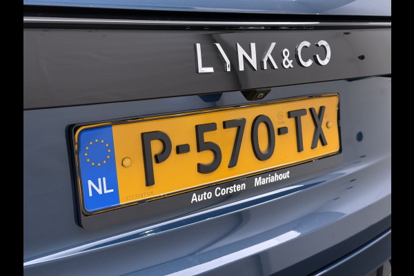 Lynk & Co 01**Gereserveerd** PHEV AUT-7 261pk Pano-Schuifdak Lmv 20" 360°Camera Apple Carplay Android Auto Adap.Cruise Navi Pdc Ecc Keyless Led Plug-In Hybri Elek.Memory.Stoel File assistent Dodehoek detector Elektrisch bedienbare achterklep Rijstrooksensor Wifi Verkeersbord detectie 425Nm koppel 3,7kw laadvermogen  1800kg Trekvermogen 1e Eigenaar Origineel Nederlandse auto!
