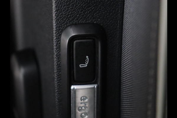 Volkswagen ID.3 First Max 58 kWh | Panoramadak | Head-Up | Stoelverwarming | Massage | Matrix LED | Adaptive cruise | 20'' | Keyless | Navigatie | Dodehoek detectie | Sfeerverlichting