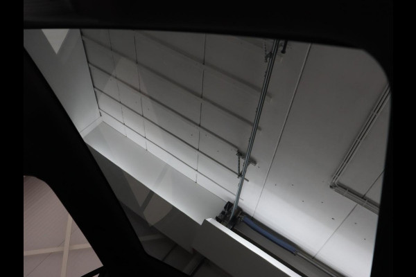 Volkswagen ID.3 First Max 58 kWh | Panoramadak | Head-Up | Stoelverwarming | Massage | Matrix LED | Adaptive cruise | 20'' | Keyless | Navigatie | Dodehoek detectie | Sfeerverlichting