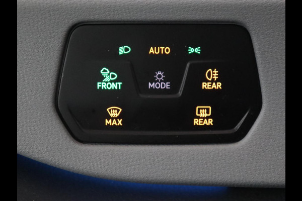 Volkswagen ID.3 First Max 58 kWh | Panoramadak | Head-Up | Stoelverwarming | Massage | Matrix LED | Adaptive cruise | 20'' | Keyless | Navigatie | Dodehoek detectie | Sfeerverlichting