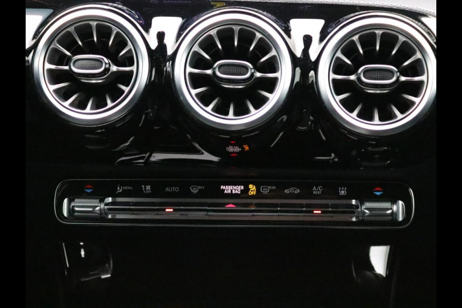 Mercedes-Benz CLA-Klasse Shooting Brake 250 e Star Edition AMG Line | Night Pakket | Sfeerverlichting | Ledkoplampen | Apple CarPlay | Keyless-Go | Inclusief 24 maanden MB Certified garantie voor Europa.