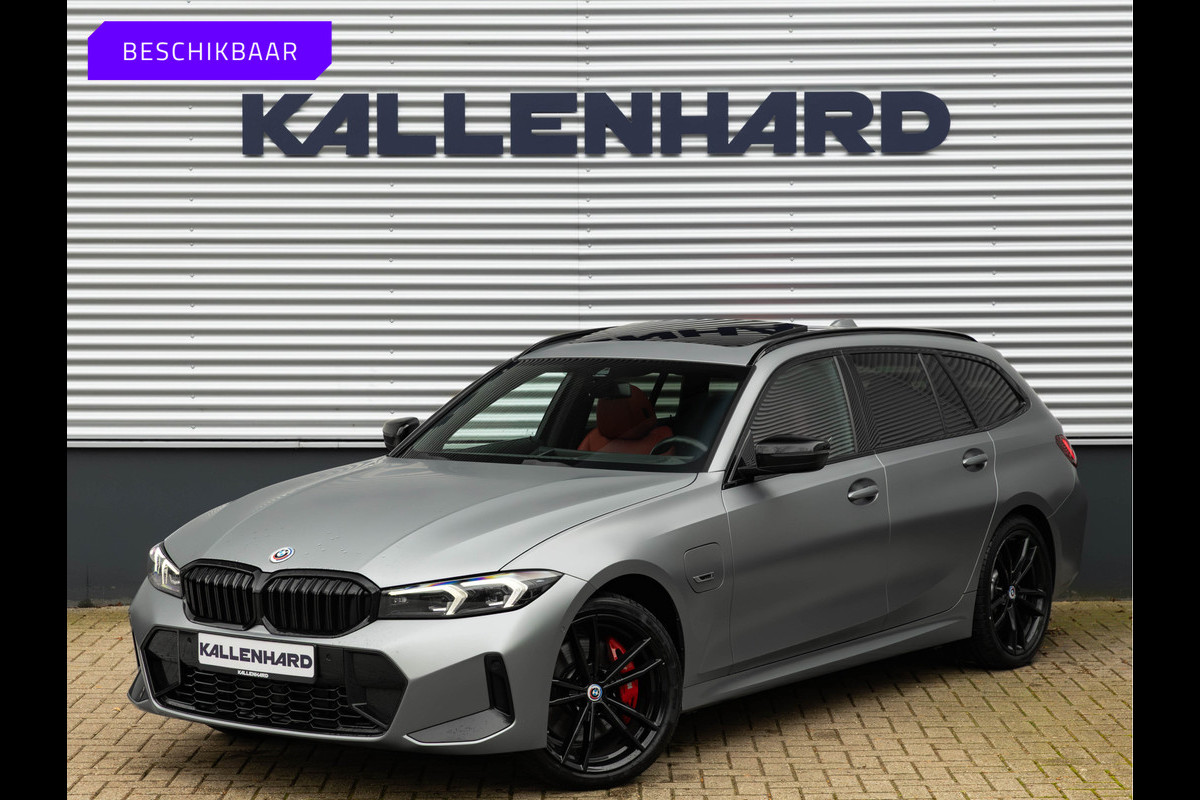 BMW 3 Serie Touring 330e xDrive - M-Sport Pro - Individual In+Exterieur - Pano - Trekhaak - Memoryzetel