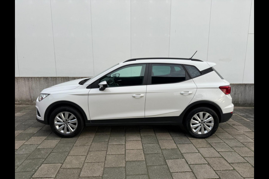 Seat Arona 1.0 TSI Style Business Intense | Carplay | Camera | Adaptieve cruise control | Dodehoek spiegels
