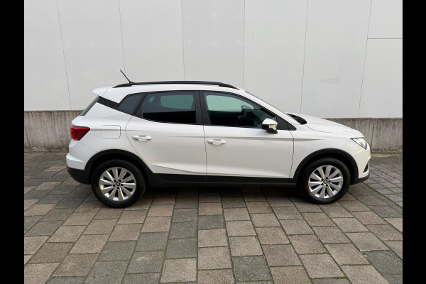Seat Arona 1.0 TSI Style Business Intense | Carplay | Camera | Adaptieve cruise control | Dodehoek spiegels
