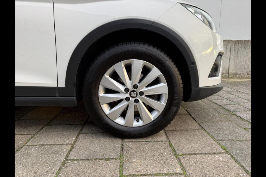 Seat Arona 1.0 TSI Style Business Intense | Carplay | Camera | Adaptieve cruise control | Dodehoek spiegels
