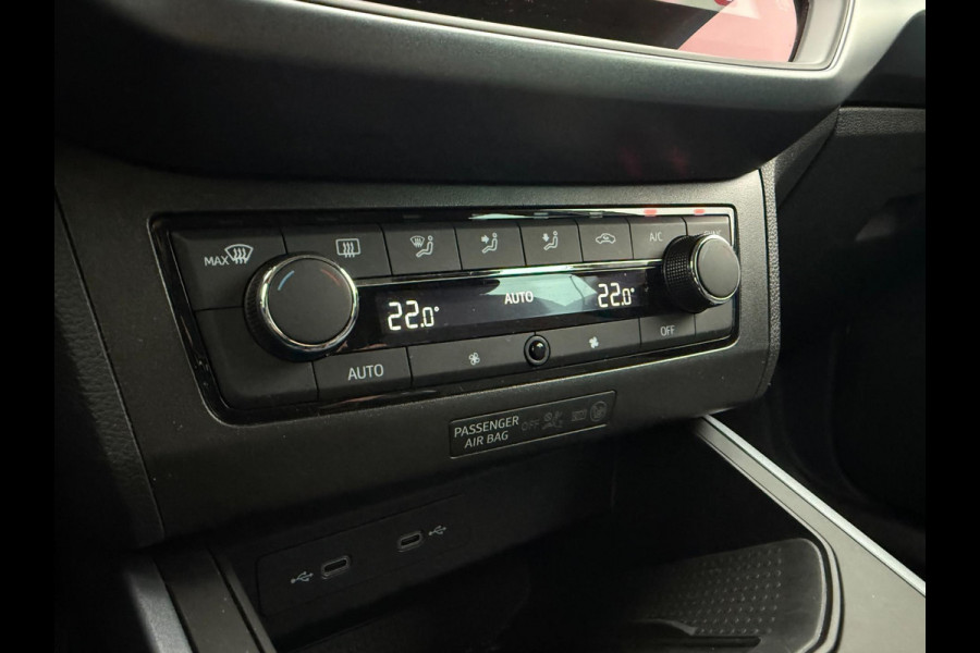 Seat Arona 1.0 TSI Style Business Intense | Carplay | Camera | Adaptieve cruise control | Dodehoek spiegels