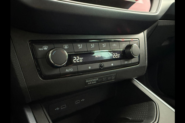 Seat Arona 1.0 TSI Style Business Intense | Carplay | Camera | Adaptieve cruise control | Dodehoek spiegels