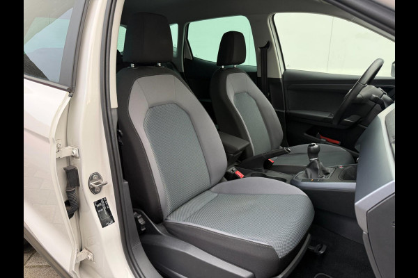 Seat Arona 1.0 TSI Style Business Intense | Carplay | Camera | Adaptieve cruise control | Dodehoek spiegels