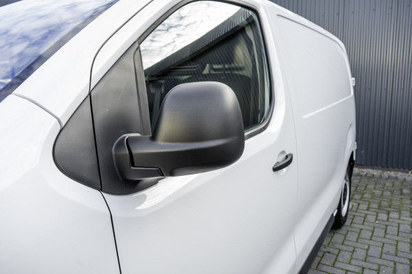 Fiat Scudo 1.5 Diesel 120PK L2H1 | NW Model | Carplay | Cruise | Digital Display | PDC + Camera | 3-Zits