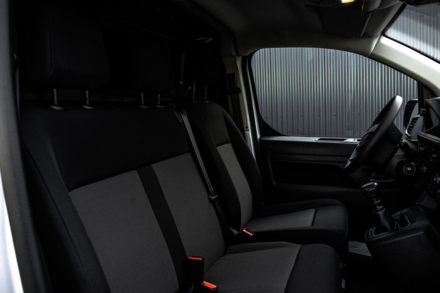 Fiat Scudo 1.5 Diesel 120PK L2H1 | NW Model | Carplay | Cruise | Digital Display | PDC + Camera | 3-Zits