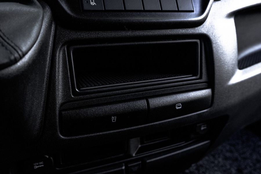 Iveco Daily 35C16 | Bakwagen met Laadklep | Automaat | Climatic | Cruise