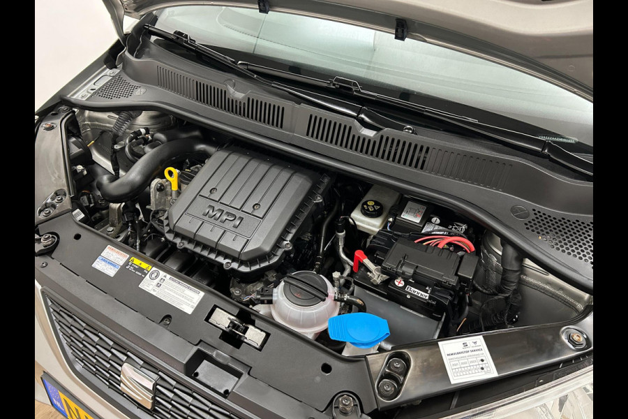 Seat Mii Occasion 1.0 Sport Connect | Grijs | Tweedehands Seat Mii | Airco | Bluetooth audio | Cruisecontrol