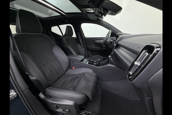 Volvo XC40 232pk *gereserveerd* Recharge Pro 70KwH Pano-Dak SOH 95% Adaptive-Cruise 20" Elektr.-Leer/Alcantara+Verwarmd+Memory Warmtepomp H Led Elek.Achterklep Keyless Full Led Origineel NLse auto! € 54.000,- nieuw. 1e Eigenaar Origineel Nederlandse Auto Dealeronderhouden 1.500KG -Trekvermogen