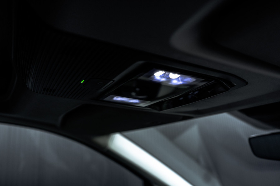 Volkswagen Caddy Cargo Maxi 2.0TDI 122PK | Leder | Virtual Cockpit | Camera | Carplay | Led | Side-bars 2.0 TDI 1st Edition