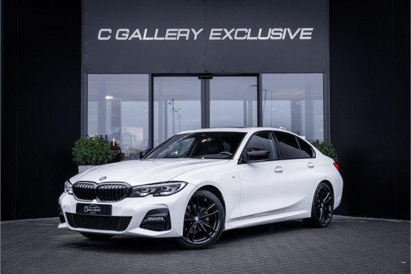 BMW 3-serie 320i Executive Edition - M Sport | NAP | Panorama | Camera