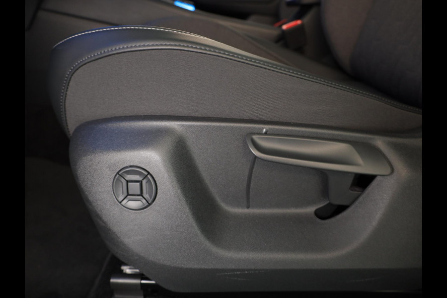 Volkswagen Tiguan 1.5 eTSI Life Edition 150 PK DSG | Verlengde garantie | Panorama dak | Trekhaak uitklapbaar | 20 "LM velgen |