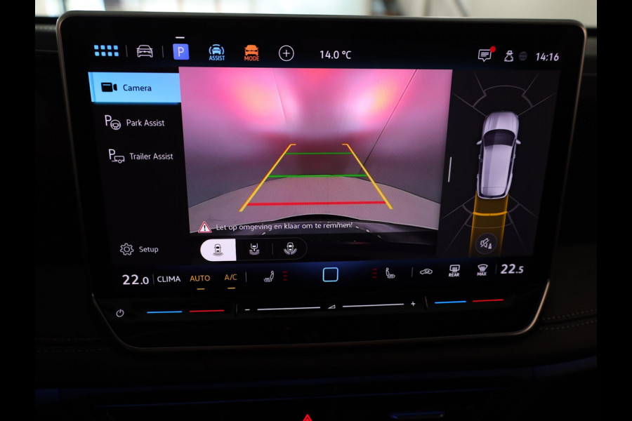 Volkswagen Tiguan 1.5 eTSI Life Edition 150 PK DSG | Verlengde garantie | Panorama dak | Trekhaak uitklapbaar | 20 "LM velgen |