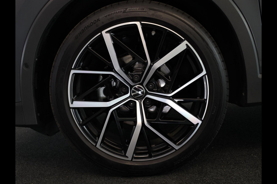 Volkswagen Tiguan 1.5 eTSI Life Edition 150 PK DSG | Verlengde garantie | Panorama dak | Trekhaak uitklapbaar | 20 "LM velgen |