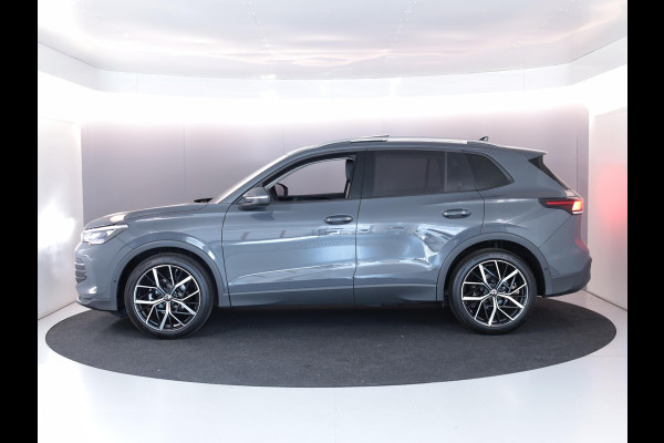 Volkswagen Tiguan 1.5 eTSI Life Edition 150 PK DSG | Verlengde garantie | Panorama dak | Trekhaak uitklapbaar | 20 "LM velgen |