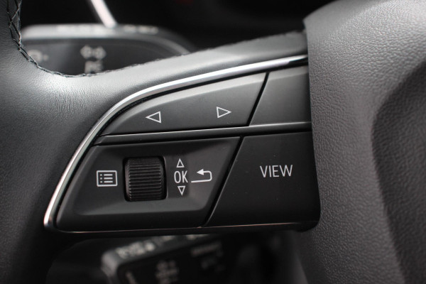 Audi Q3 Sportback 45 TFSI e 245pk PHEV S-tronic Attitude Navigatie Parkeersensoren Adaptive Cruise Control Stoelverwarming Ledverlichting Virtual Cockpit Climate Control