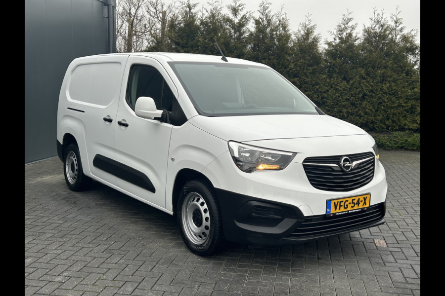 Opel Combo 1.5D 102 PK / 1e EIG. / L2H1 / GLOBELYST INRICHTING / AIRCO / CRUISE / NAVI / APPLE CARPLAY