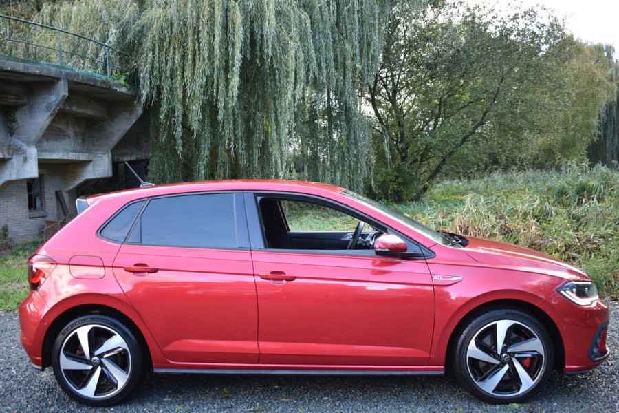 Volkswagen Polo GTI 2.0 TSI 210PK DSG STOELVER VIRTUAL/LED/CARPLAY FABRIEKS GARANTIE