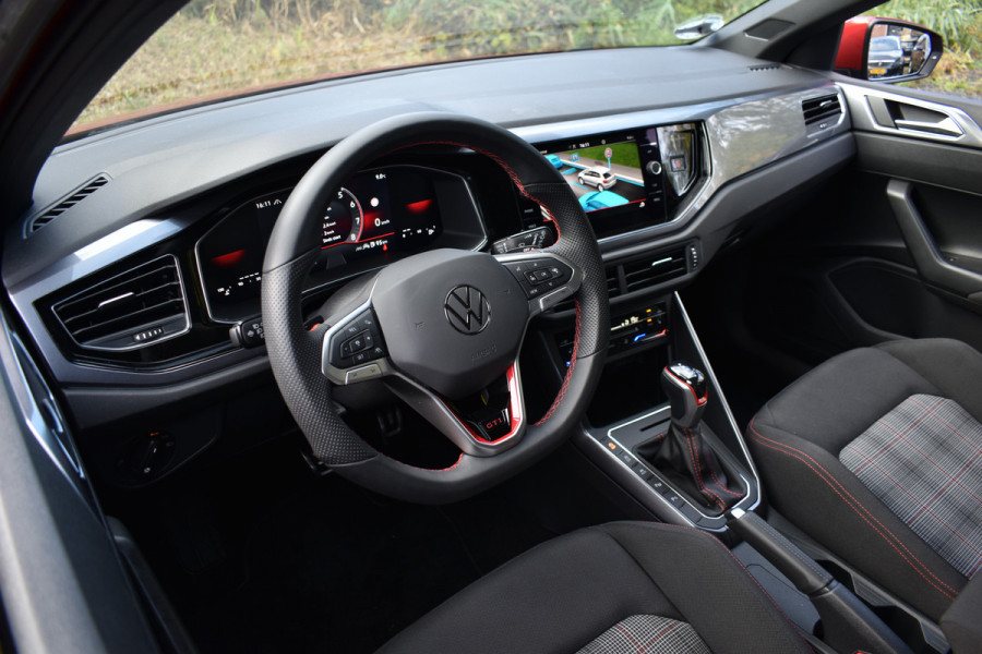 Volkswagen Polo GTI 2.0 TSI 210PK DSG STOELVER VIRTUAL/LED/CARPLAY FABRIEKS GARANTIE