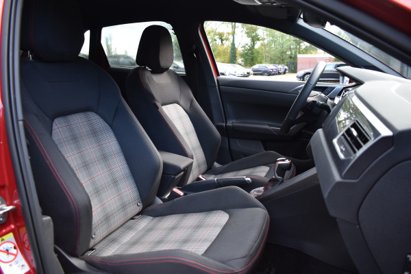 Volkswagen Polo GTI 2.0 TSI 210PK DSG STOELVER VIRTUAL/LED/CARPLAY FABRIEKS GARANTIE